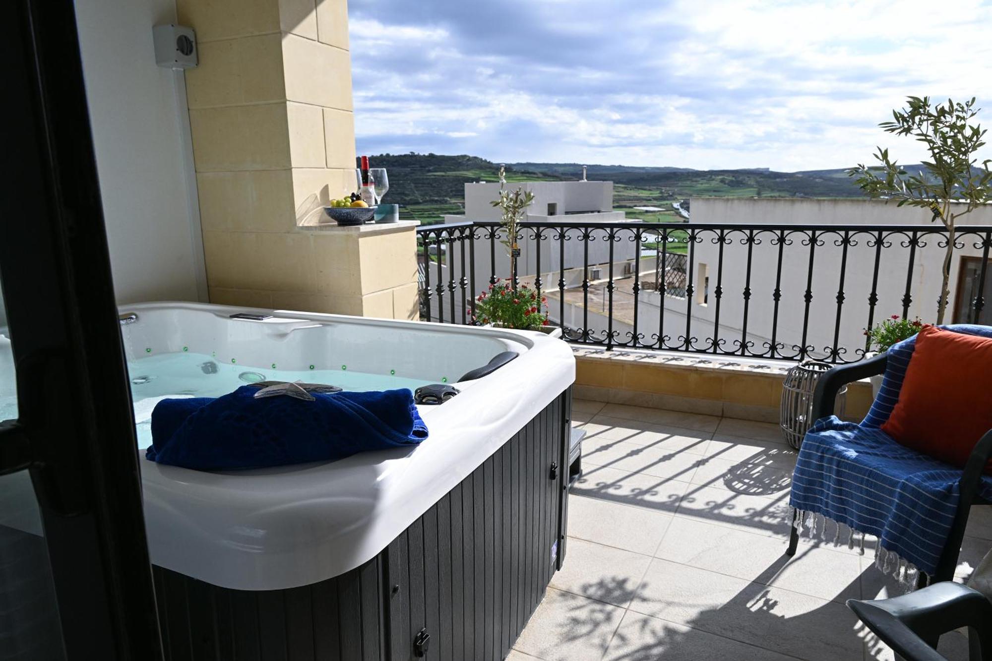 Fl 3 Ta'Lonza Luxury With Hot Tub By Homely Мелліха Екстер'єр фото
